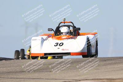 media/Oct-26-2025-CalClub SCCA (Sun) [[8ce1e69566]]/Group 6/Grapevine/